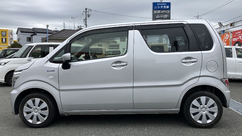 スズキ ワゴンR4枚目