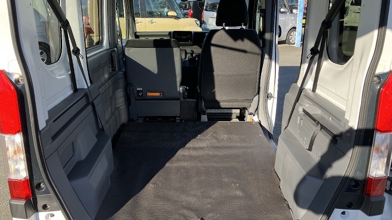ホンダ N-VAN10枚目
