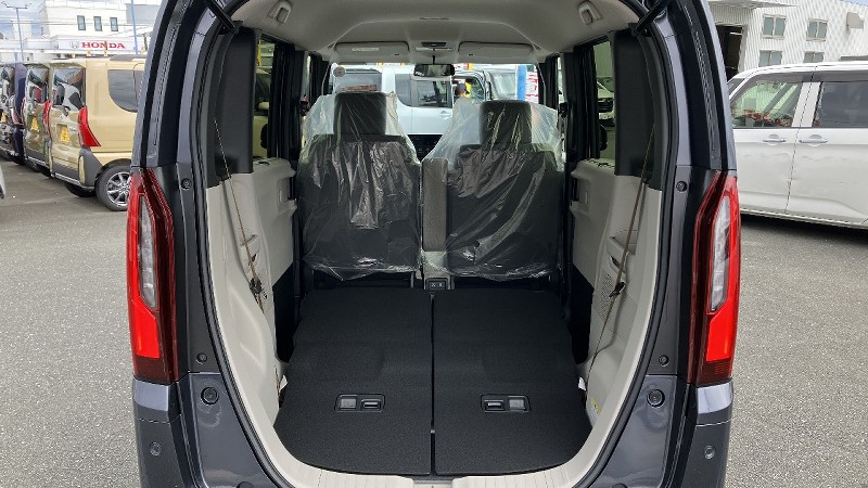 ホンダ N-BOX【新型】9枚目
