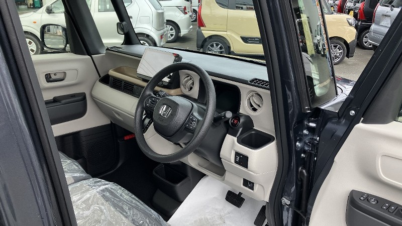 ホンダ N-BOX【新型】13枚目