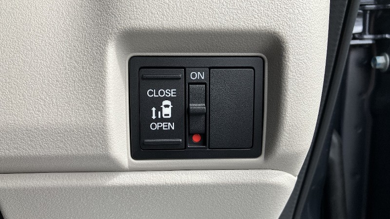 ホンダ N-BOX【新型】15枚目
