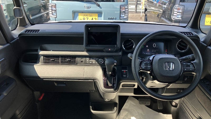 ホンダ N-BOXカスタム15枚目