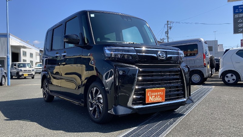 ダイハツ タントカスタム3枚目